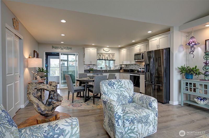 3rd image of 1436 Sand Pebble Avenue SW