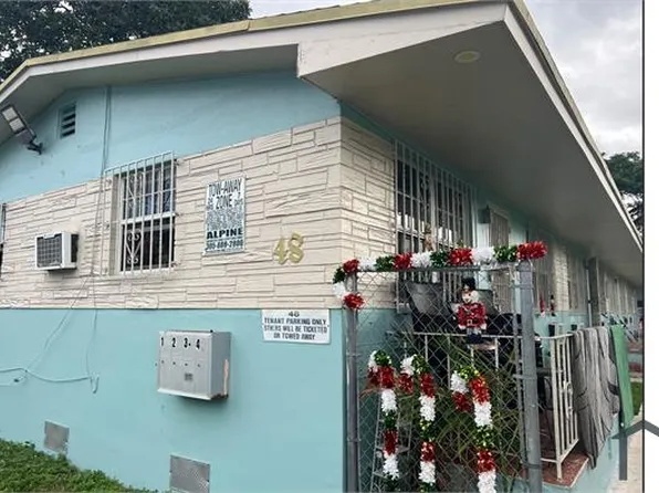 48 NW 77th St APT 2, Miami, FL 33150