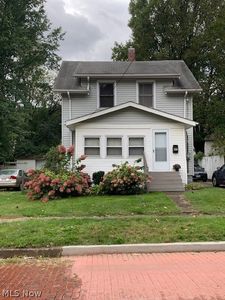 492 Gridley St, Akron, OH, 44306