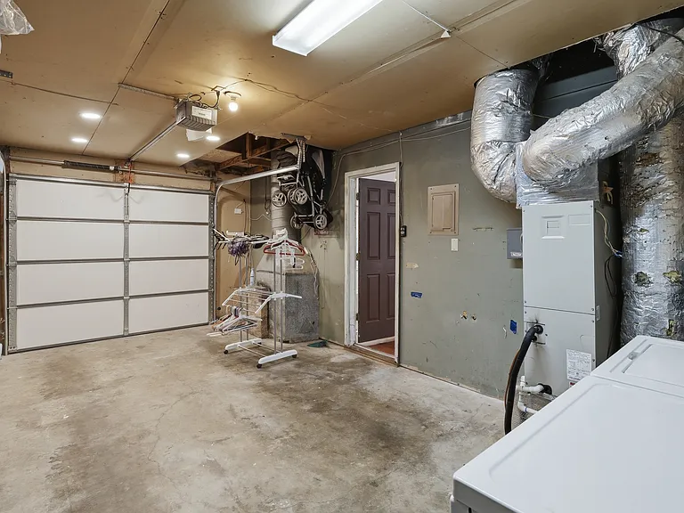 7668 NW Chatham Cir — Photo 24