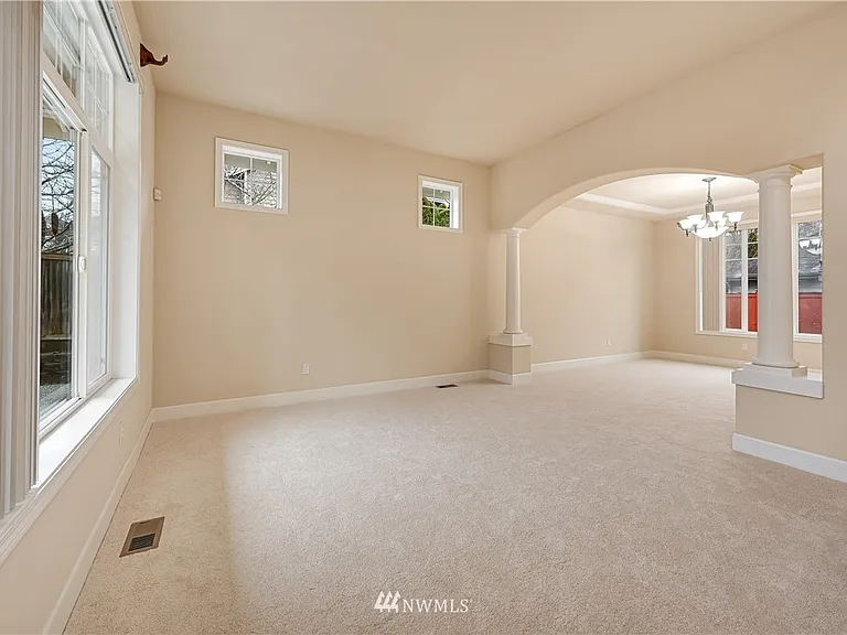 18820 35th Dr SE — Photo 3