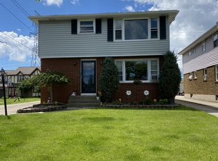 335 Joseph Dr, Tonawanda, NY 14150