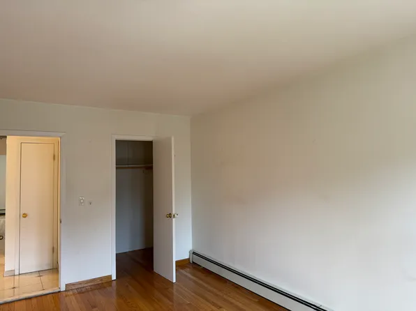 144-44 25th Road image 12 of 17