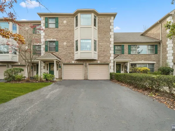 623 Linderman Ln, Montvale, NJ 07645