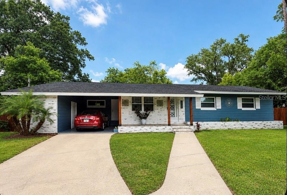 1st image of 569 NE 21ST TERRACE