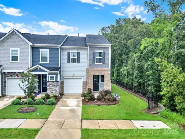 1139 Grays Mill Rd, Charlotte, NC 28215