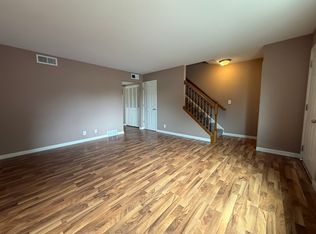 409 Lakeside Ave, Pekin, IL 61554