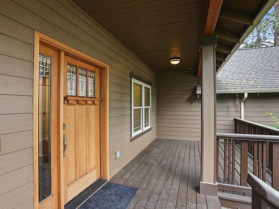 3rd image of 1098 Stannium Rd