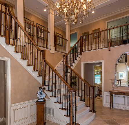 3rd image of 11 Tillou Ct
