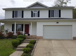 213 Patricia St, Poca, WV 25159
