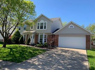 943 Weatherstone Dr, Saint Charles, MO