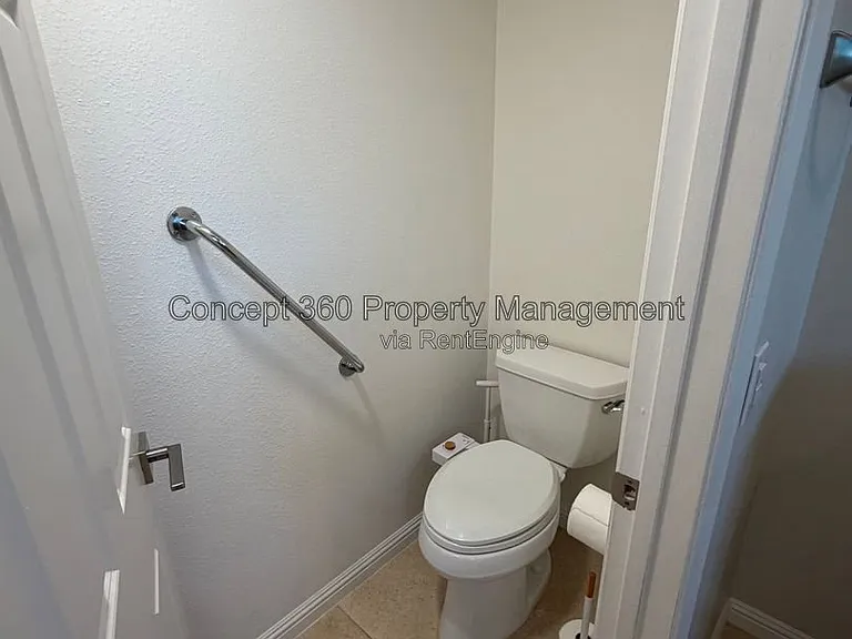 237 Novara Dr — Photo 63