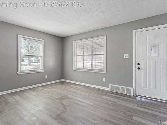 5th image of 8600 Fielding St