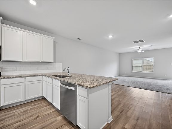 5th image of 2105 Rougle Ct