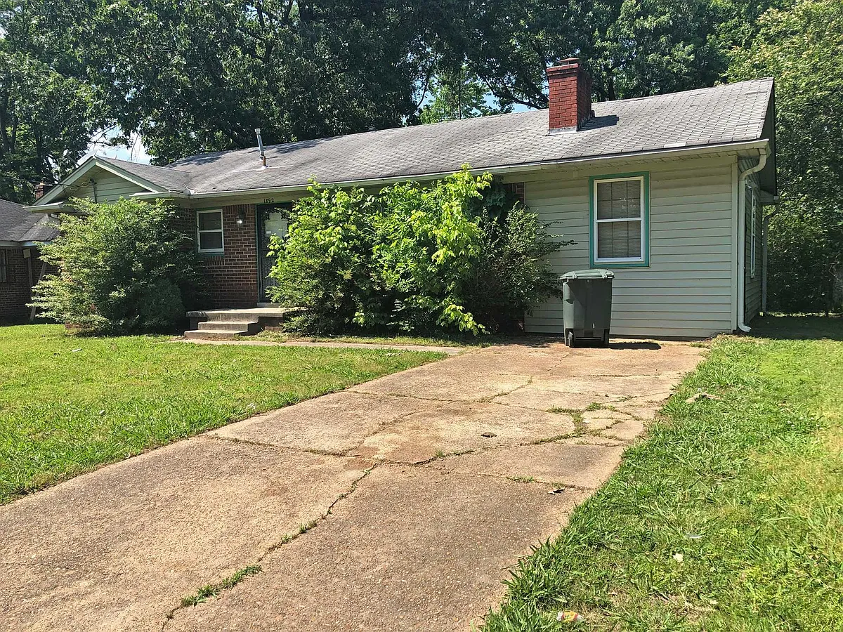 FRONT EXTERIOR - 1892 Coventry Dr