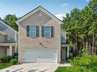1062 Valley Rock Dr, Lithonia, GA 30058