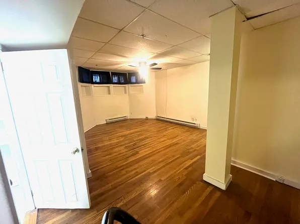 857 Beacon St, Boston, MA