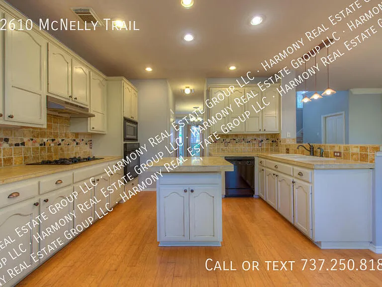 12610 McNelly Trl — Photo 8