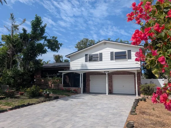 8236 128th St, Seminole, FL 33776