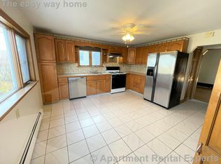 75 Boston St #1D, Somerville, MA 02143