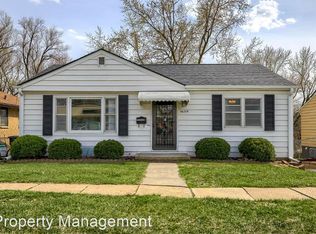 5609 Ames Ave, Omaha, NE 68104