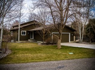 2327 S 45th St W, Billings, MT 59106