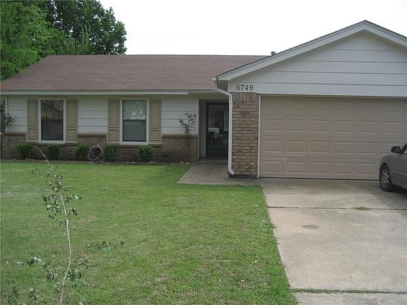 2nd image of 5749 Sea Breeze Ln