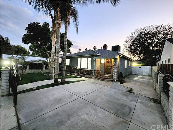 3rd image of 6443 Blewett Ave