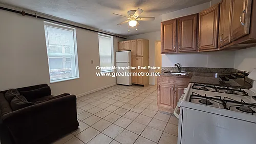 16 Battery St #4R Photo 1