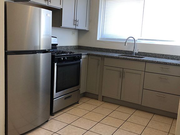 2nd image of 2339 W Touhy Ave APT A2