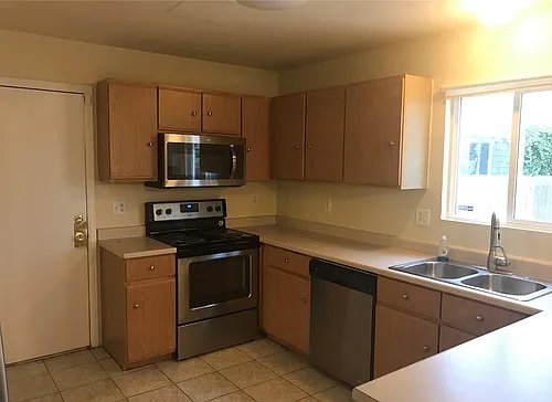 14580 E 53rd Ave Photo 1
