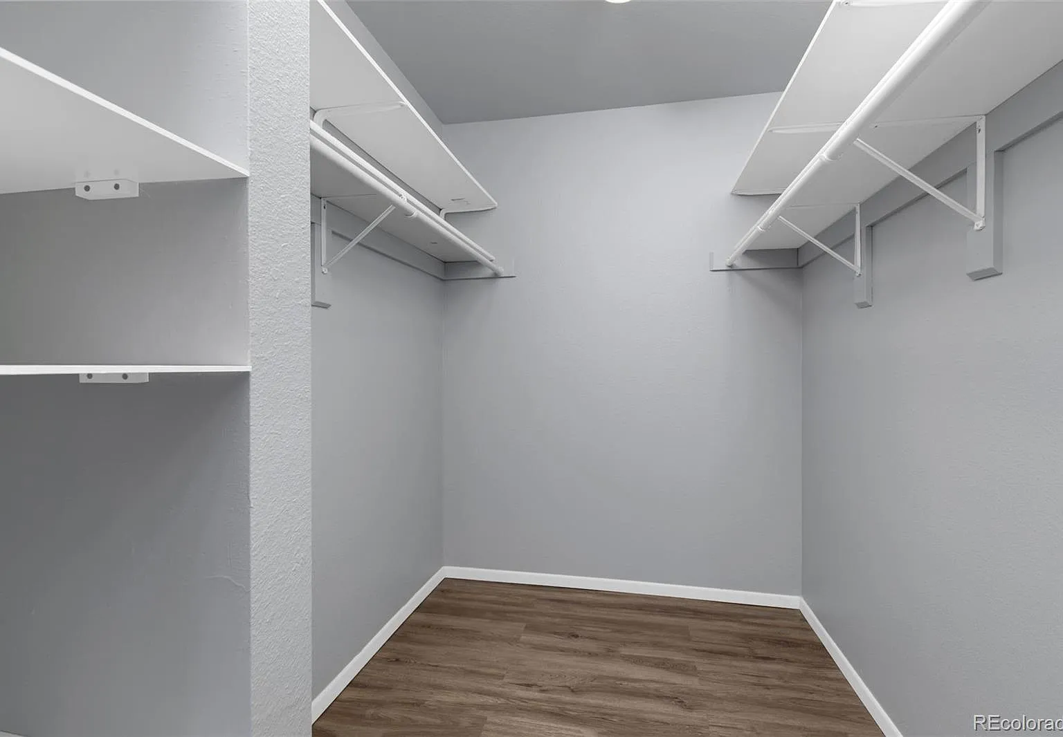 2 bed, 2.0 bath, 1020 sqft, $2,000 — Photo 2