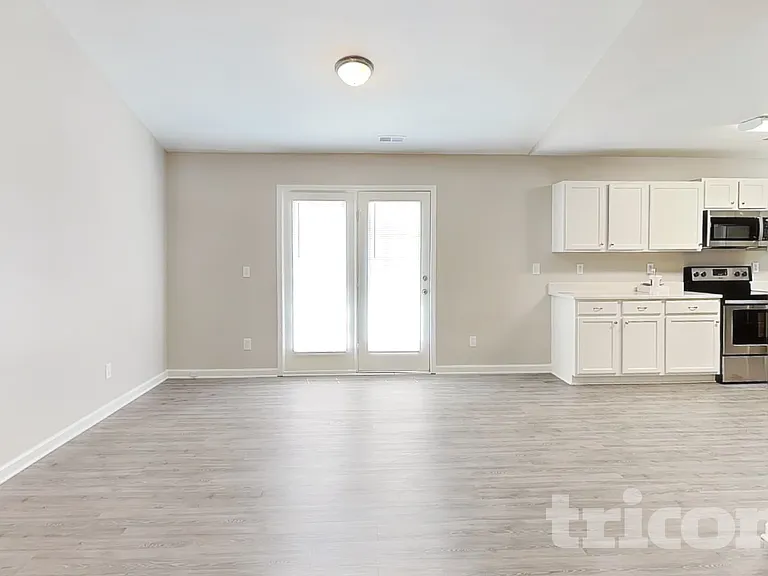 793 Sir Raleigh Dr — Photo 5