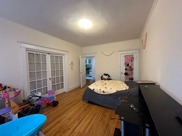 1277 Commonwealth Ave