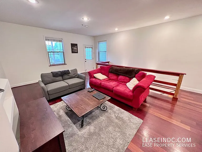 3573 Warder St NW #4 — Photo 10