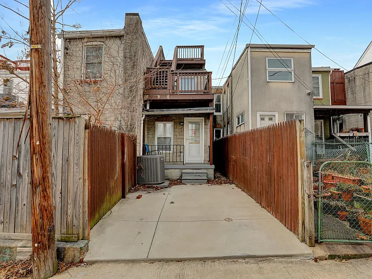 1409 Covington St — Photo 29