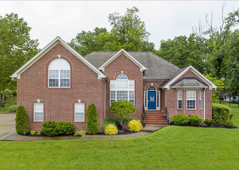 1st image of 410 Jewel Pl
