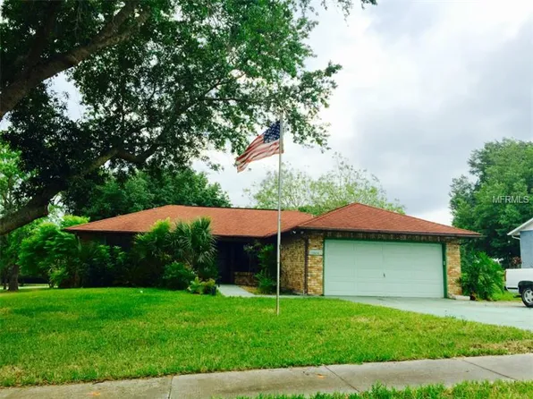 12670 Wedgefield Dr, Grand Island, FL 32735