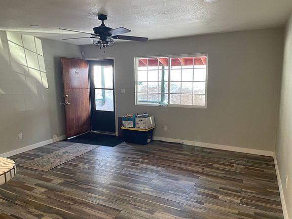 3rd image of 1071 E San Bernardino Ave