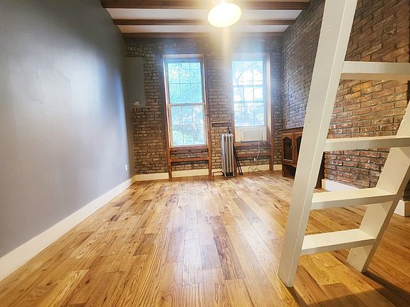 4th image of 300 Grove St #1B