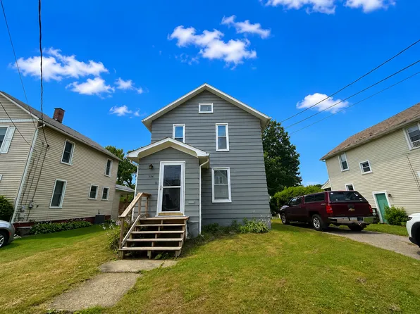 226 Park St, Grove City, PA 16127