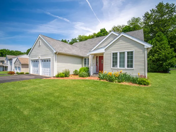 10 Inwood Lane, Farmington, CT 06032