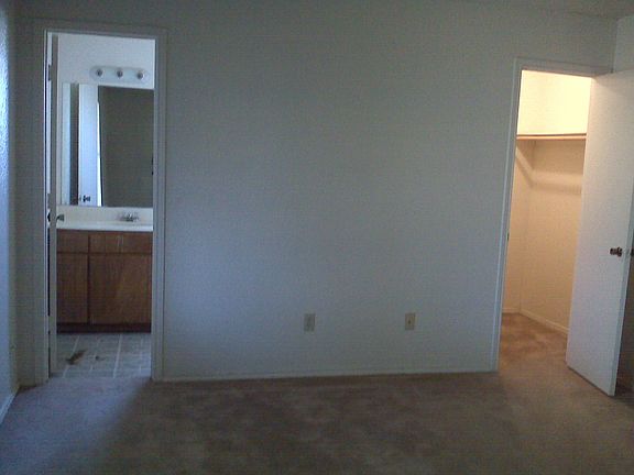 5th image of 707 Meadowview Dr
