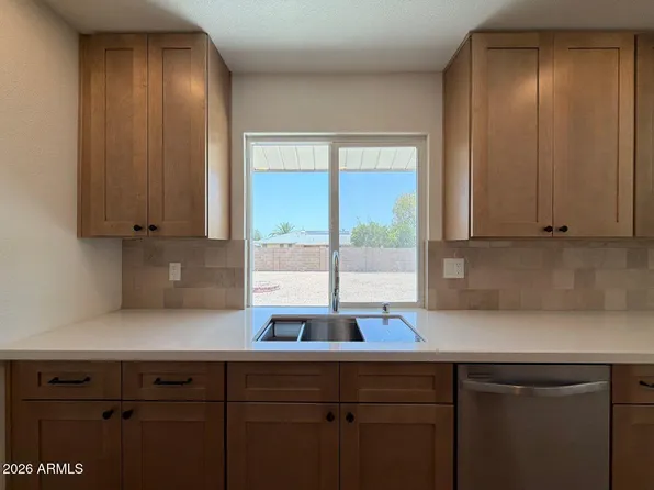 16005 N NICKLAUS Lane, Sun City, AZ 85351