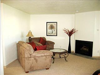 5th image of 3100 Washburn Ave #21