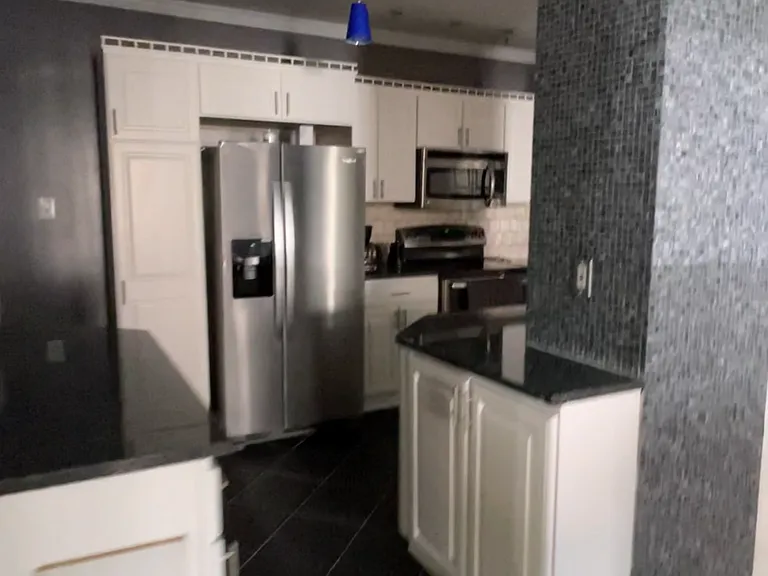 2550 Beechwood Blvd #1 — Photo 6