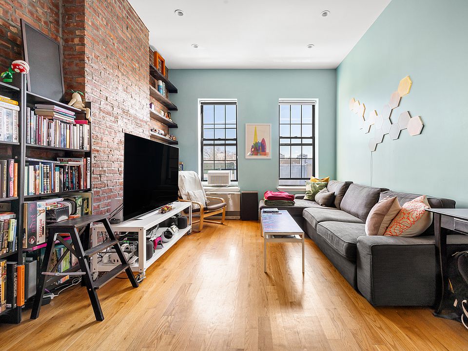 1st image of 289 Troutman St APT 4B