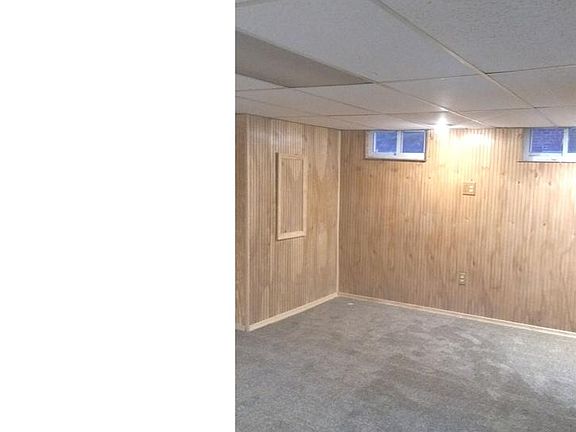 5th image of 1717 Elm St