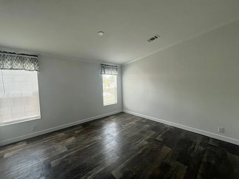 587 Leopard Ln #587 — Photo 10