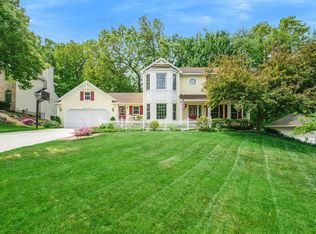 2378 Carrington Rd NE, Grand Rapids, MI 49525